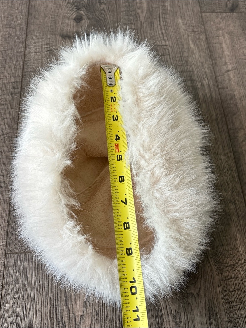 Plush Cream Faux Fur Russian-Style Hat - Picture 7 of 7